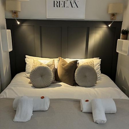 The Hive Apartment Marple Экстерьер фото
