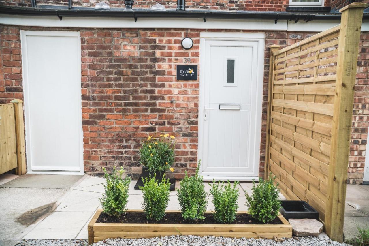 The Hive Apartment Marple Экстерьер фото